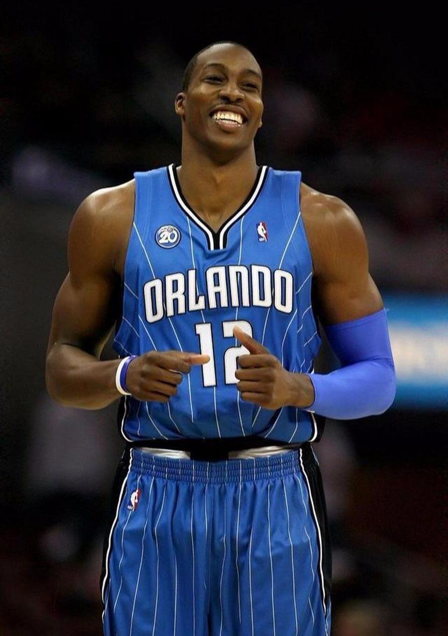 半场战报：利兹联0-0比利亚雷亚尔，尼奥托造险（半场快讯：利兹联与比利亚雷亚尔0-0互交白卷，尼奥托险些破门）