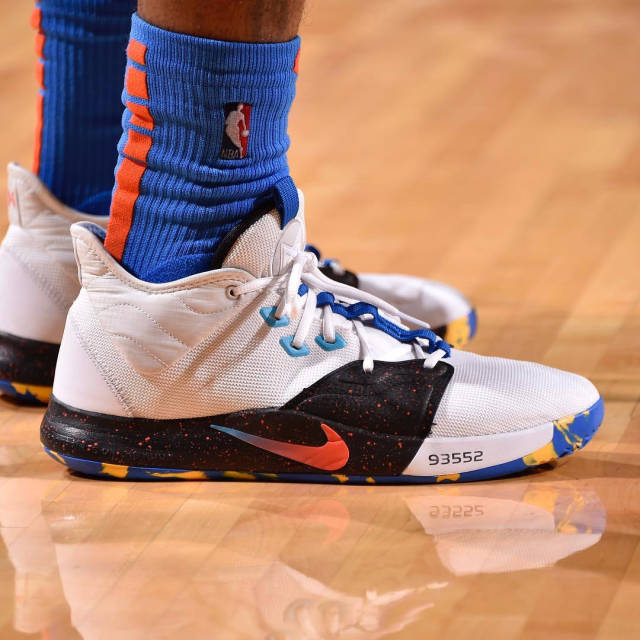 荷媒：阿贾克斯总监和滕哈格进行了长时间交谈，希望他二进宫（荷媒：阿贾克斯总监与滕哈格深度交流，期待其回归二度执教）