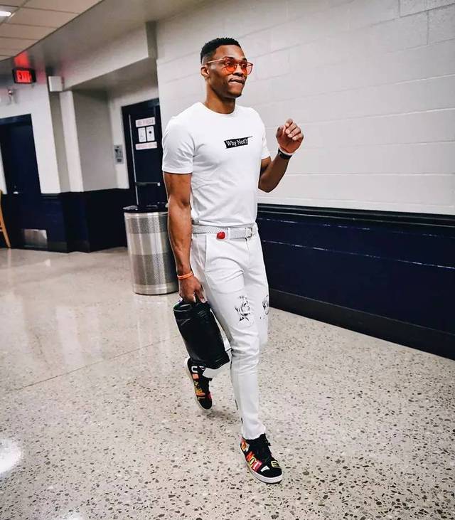 揭幕战首秀？麦考尔确认伤情无碍，力保广东队躺进总决赛！（麦考尔伤情无碍有望揭幕战登场，广东队晋级总决赛更稳）